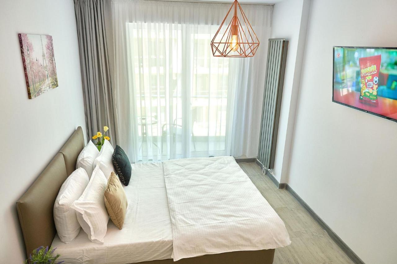 Orange Summer Apartment Spa Pools Beach Resort ママイア エクステリア 写真
